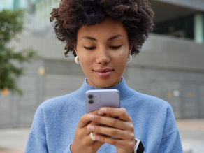 Mercado brasileiro enfrenta dilema na escolha da API do WhatsApp; entenda as diferenças