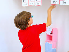 Ensino bilíngue transforma desenvolvimento e futuro das crianças