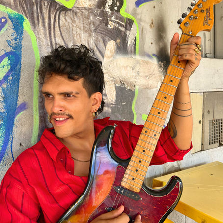 Juan Parada reúne convidados em noite dedicada à música independente na Biblioteca Demonstrativa