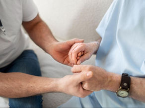 Parkinson: sinais precoces e novas terapias redesenham o cuidado com a doença