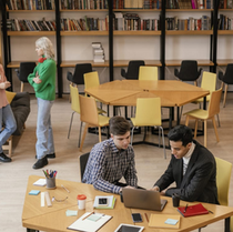 Empresas trocam escritórios tradicionais por coworkings para cortar custos e ganhar competitividade