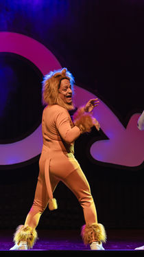 “E Homem Serve Pra Quê?” Pra fechar o último final de semana de 2025 sorrindo