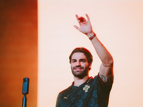 Netto brilha em Portugal ao abrir a turnê “Intenso” de Zé Neto e Cristiano