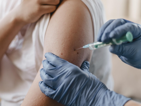 Especialista alerta para importância da vacinação contra o HPV na prevenção de cânceres 