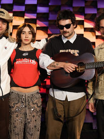 Sonora Apresenta estreia com show exclusivo da banda Foto em Grupo