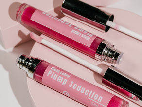 Lábios volumosos em minutos: o poder do Gloss Plump Seduction