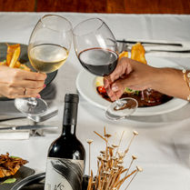 Noite de vinhos e paella promete experiência gastronômica exclusiva no Bla’s Cozinha Criativa