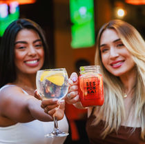 A nova cara do happy hour: drinks sem álcool ganham protagonismo nos bares de Brasília