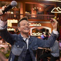 Michel Teló leva o “Sertanejinho” à Fazenda Churrascada Brasília em jantar especial