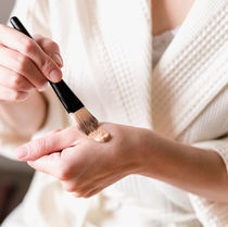 Tratamento invisível: como a maquiagem pode auxiliar os cuidados com a pele a longo prazo