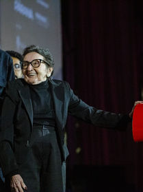 Olhar de Cinema reúne mais de 1.500 pessoas em estreia nacional de "Yellow Cake" com Tânia Maria na Ópera de Arame