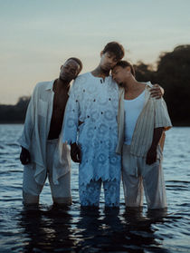 HODARI recebe homenagem na cerimônia de abertura do 13º Curta Brasília - Festival Internacional de Curta-metragem, com exibição especial de videoclipe indicado ao Grammy