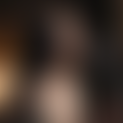 Laufey apresenta releitura de “Blue in Green”, clássico de Miles Davis