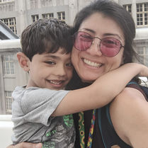 Como mães de filhos neurodivergentes negociam sua permanência no mercado de trabalho