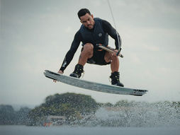 Wake Up Brasília celebra o lifestyle outdoor com esporte, música e sustentabilidade às margens do Lago Paranoá