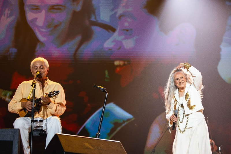 Em noite histórica no Doce Maravilha 2026, Paulinho da Viola se reencontra com Maria Bethânia no palco e emociona o público