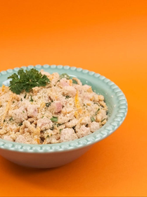 Farofa Rápida de Cream Cracker com Bacon e Cenoura