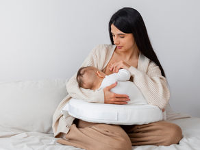 Agosto Dourado: amamentação e cuidados nos primeiros 1 mil dias de vida podem prevenir doenças e transtornos emocionais