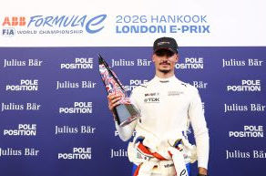 Fórmula E: Porsche domina primeira fila, com Pascal Wehrlein na pole position deste sábado, no E-Prix de Londres   