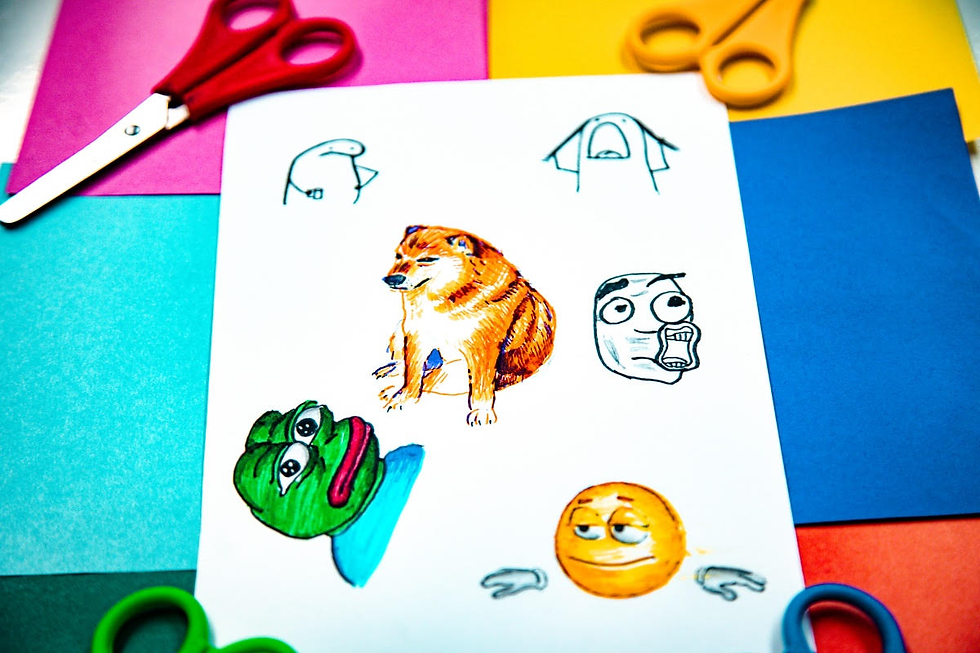 Do feed para o CCBB: oficinas de memes e painel de emojis animam férias no Rolê Cultural