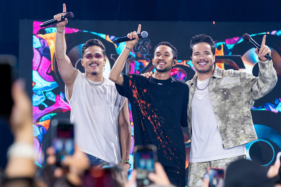 Kaique & Felipe lançam parceria inédita com Grelo