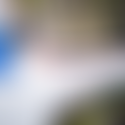 Sandro Dias dropa a maior rampa de skate do mundo durante o Red Bull Building Drop e estabelece dois recordes mundiais