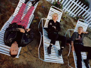 Green Day lança o aguardado álbum "Saviors"