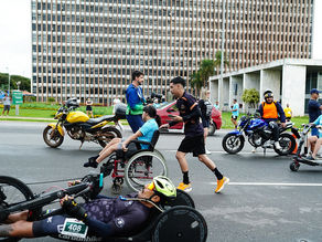 Corrida de rua aproxima pessoas com e sem deficiência e fortalece a inclusão em Brasília