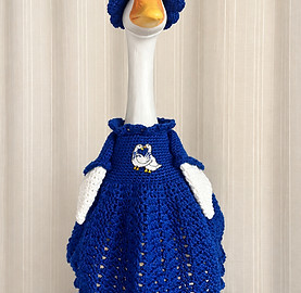 Royal Goose_edited.jpg