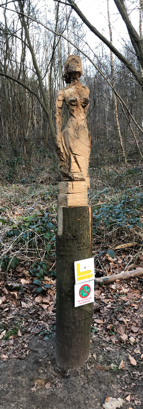 Sarah Bourlard  I  Sculptures en terre, bronze et bois  I  Sculptures in clay, bronze and wood.