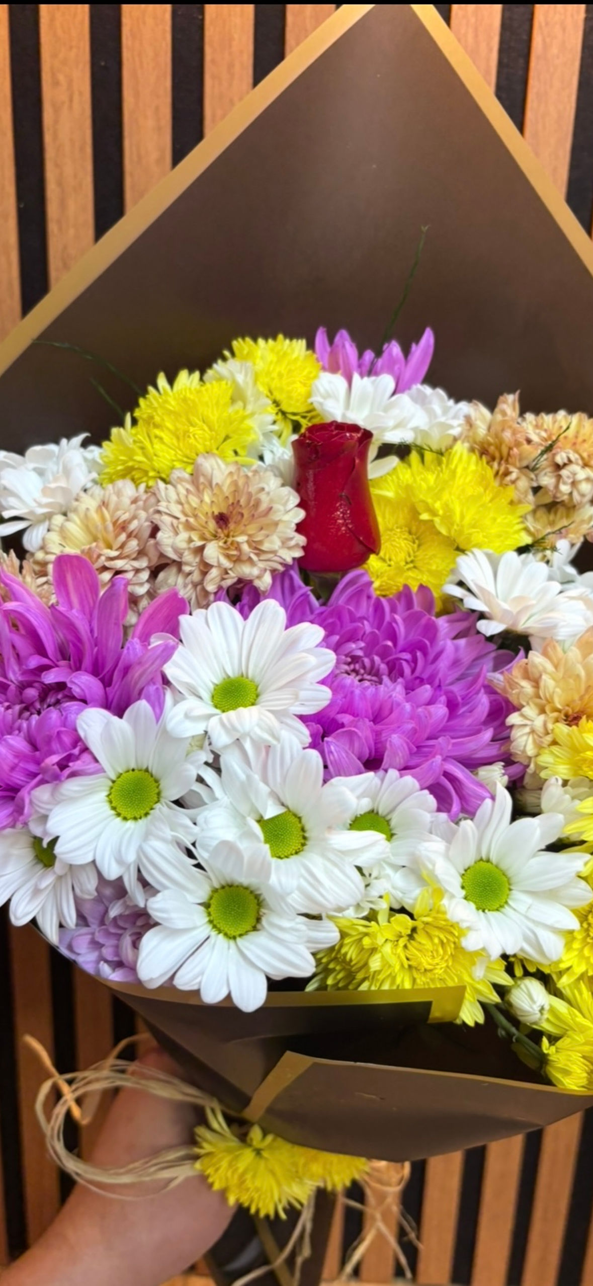 Rengarenk karışık kır buketi