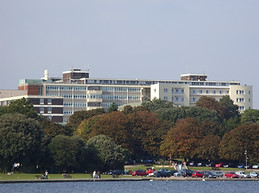Poole_hospital.JPG