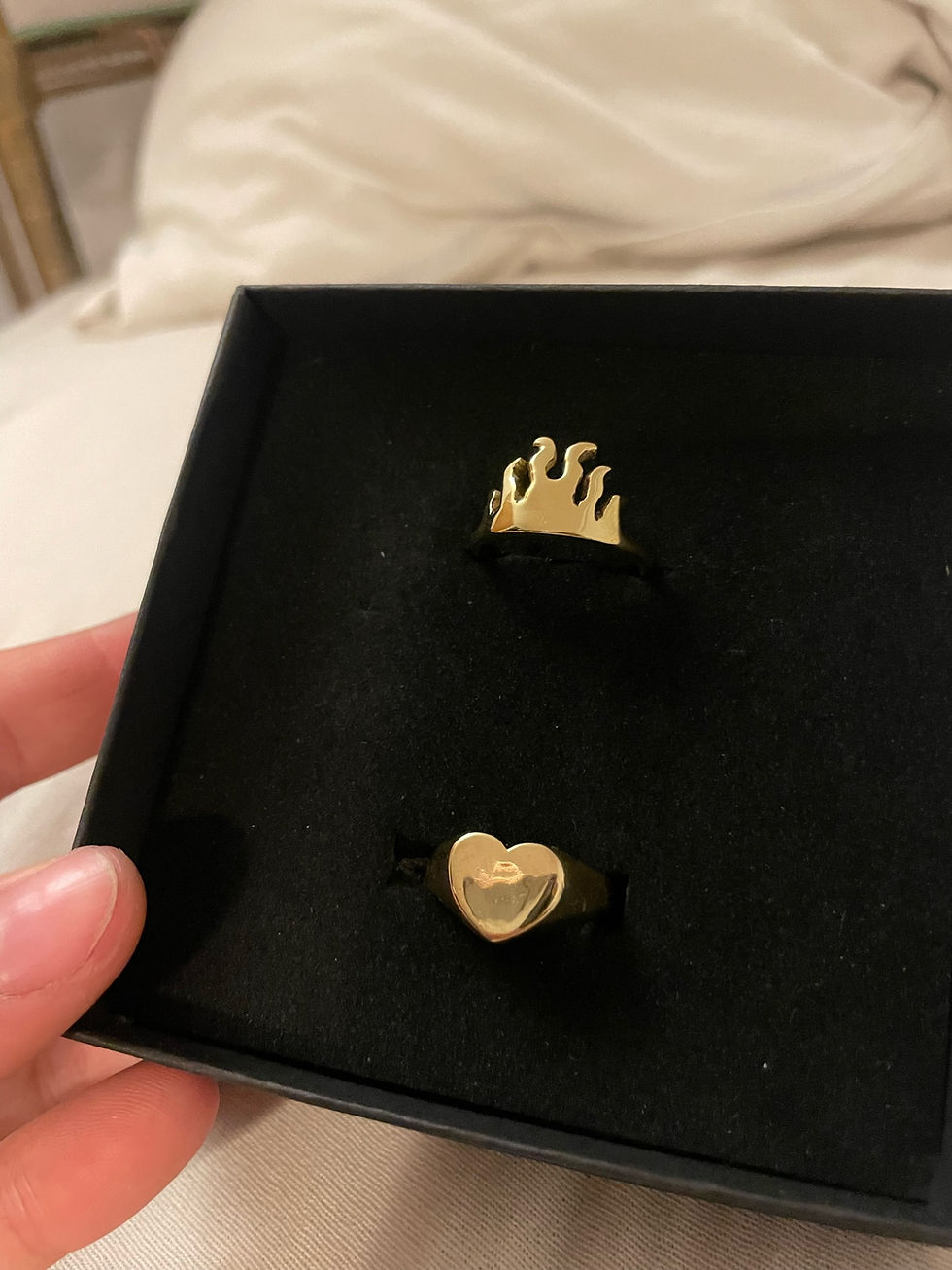 Miniaturebillede: Julie Ring