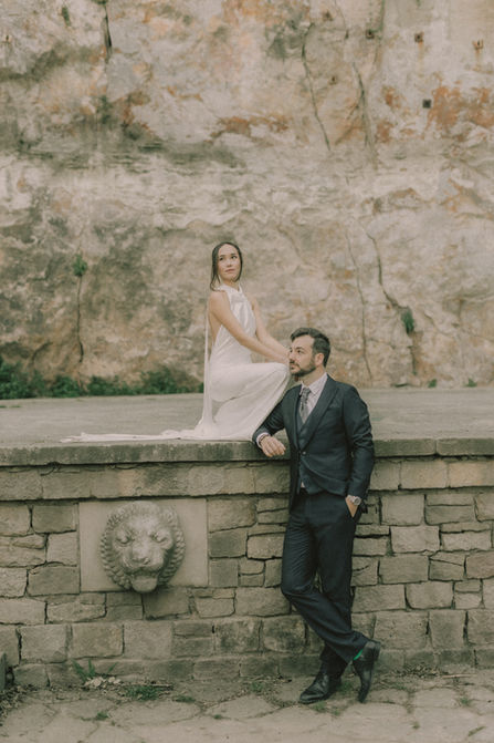 Bride in KYHA gown at Teatre Grec, Barcelona — editorial photography by Riccardo Riccio