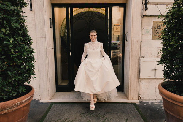 Wedding at St. Peter's Basilica, Vatican — photography by Riccardo Riccio