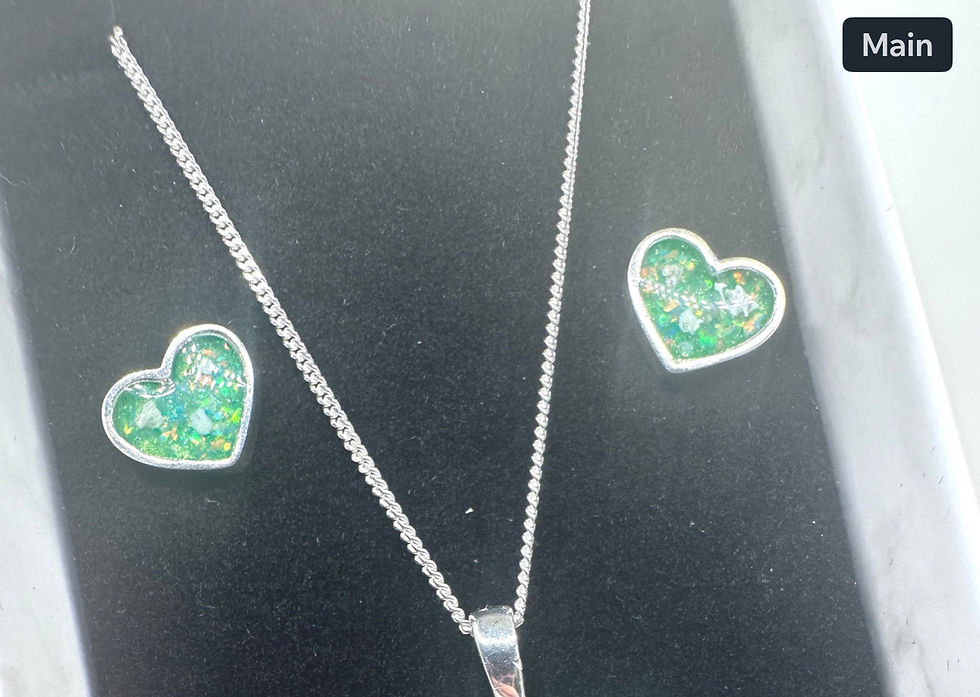 Thumbnail: Forever In My Heart Stud Earrings