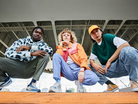 Streetwear on a Budget: How to Build a Fire Wardrobe Without Breaking the Bank