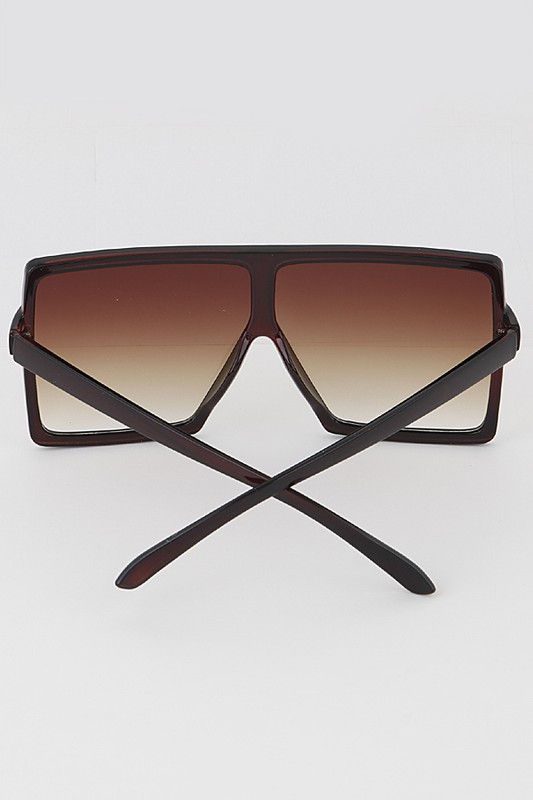 Thumbnail: Ari shades