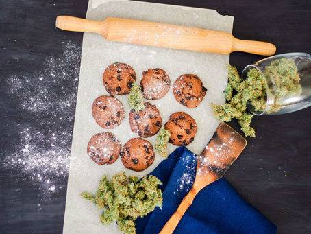 Understanding the Difference Between Eating and Smoking Cannabis