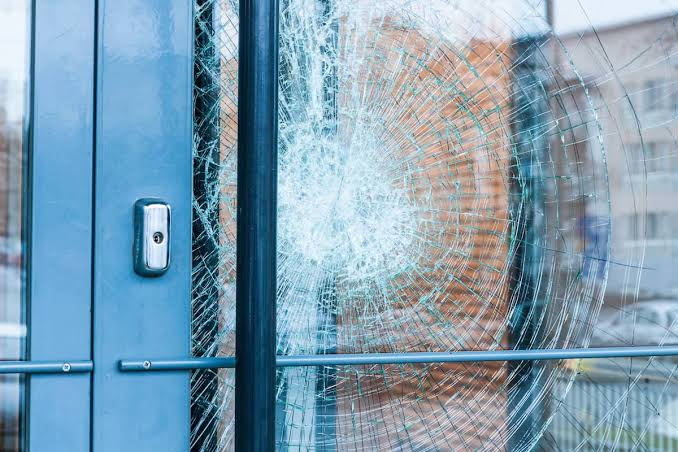 emergency glaziers London