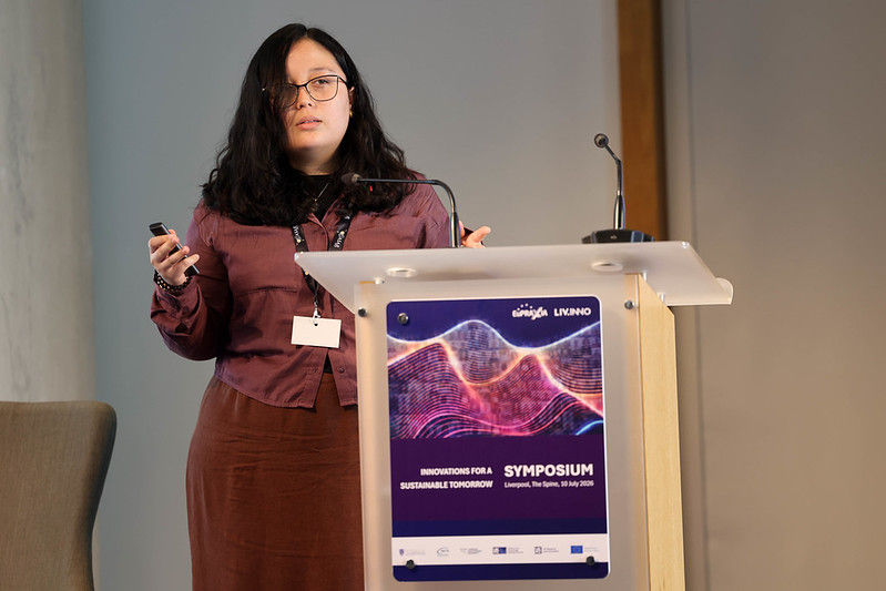 EuPRAXIA-DN Fellow Ana Maria Guisao Betancur presenting a case study on innovative sensor technologies.