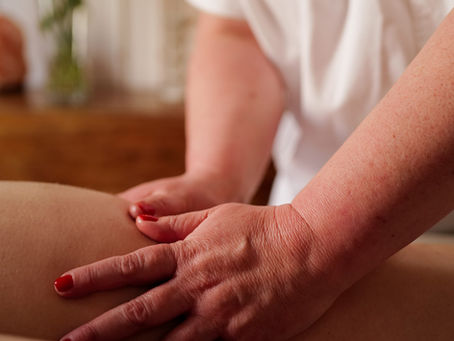 Séance de drainage lymphatique à L'Appartement 17 à Paris 16