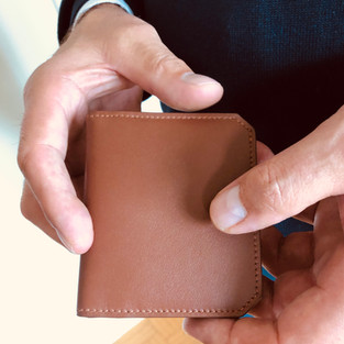 elegant porte cartes marron chocolat