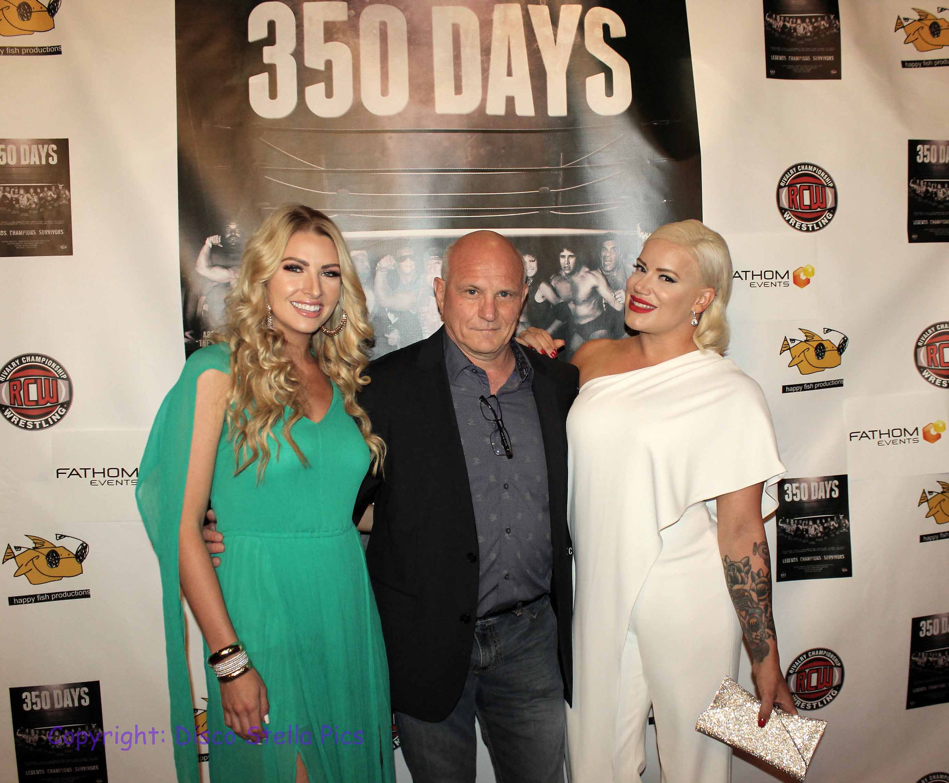 Mckenzie Mitchell- Fulvio Cecere - Taya Valkyrie