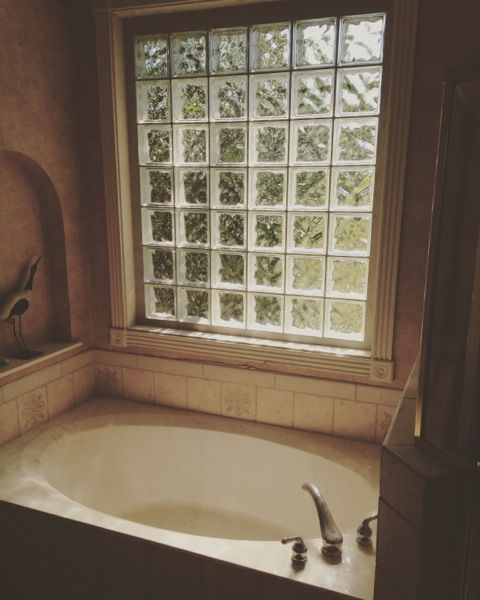 glass block bath
