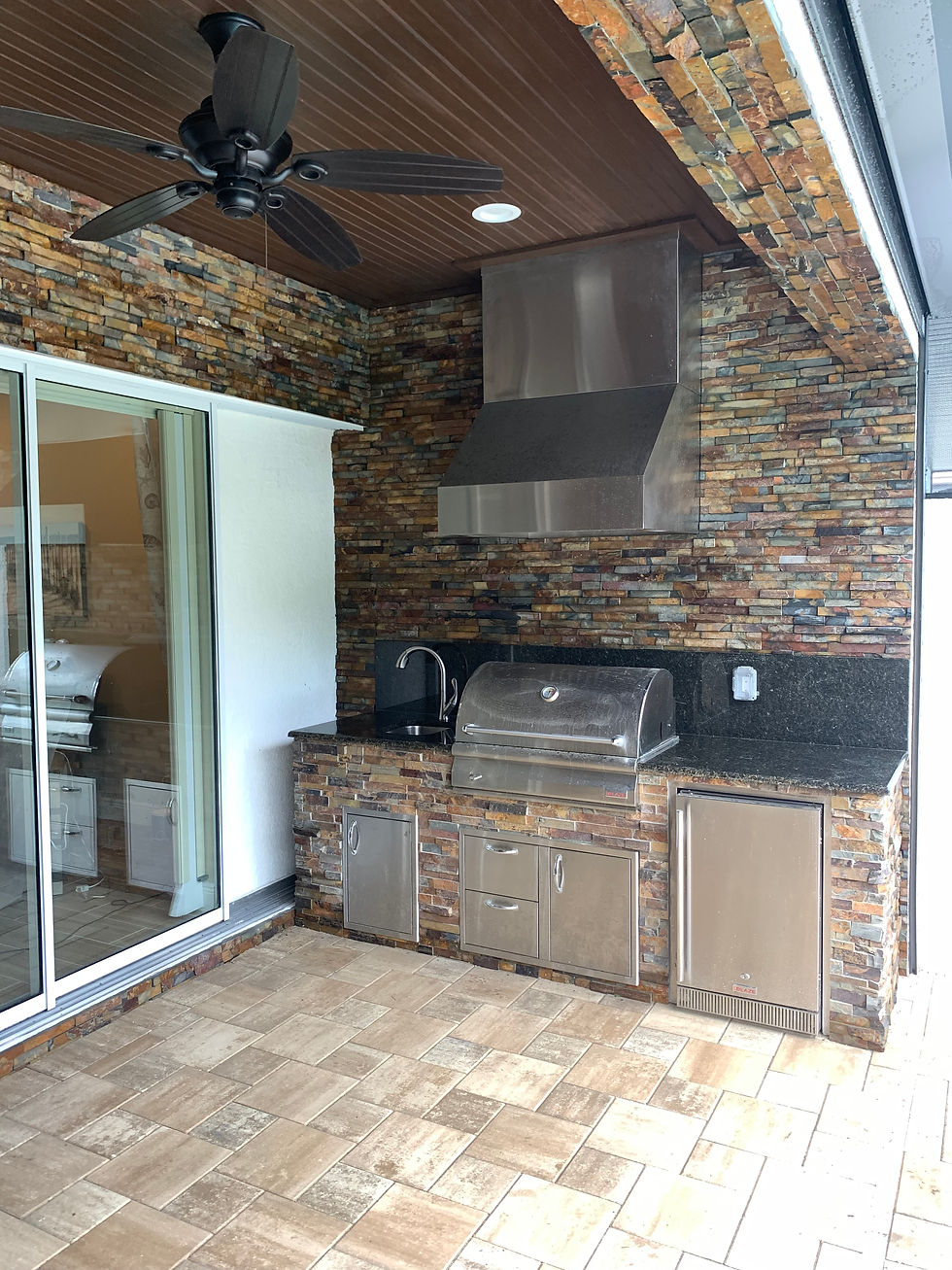 Best Stone Options for Luxury Custom Homes in Southwest Florida