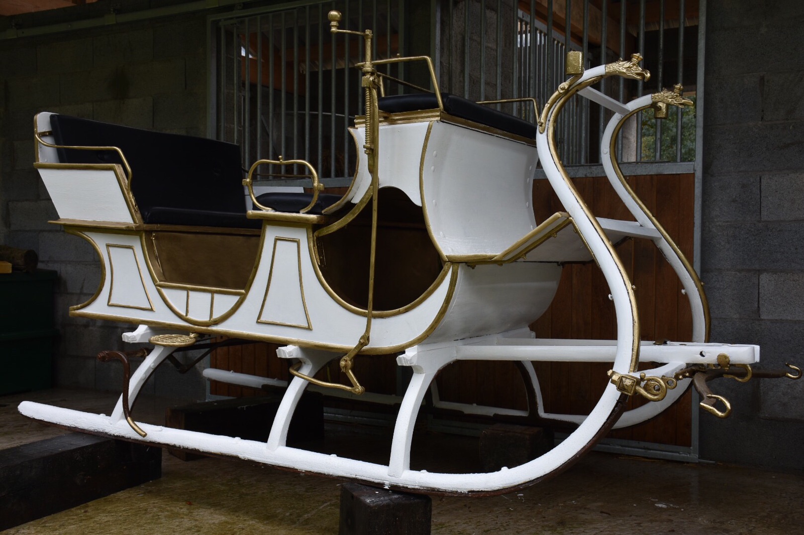 Location Traineau Père Noël - AnimationEvenement.com Location Traineau Père Noël - AnimationEvenement.com