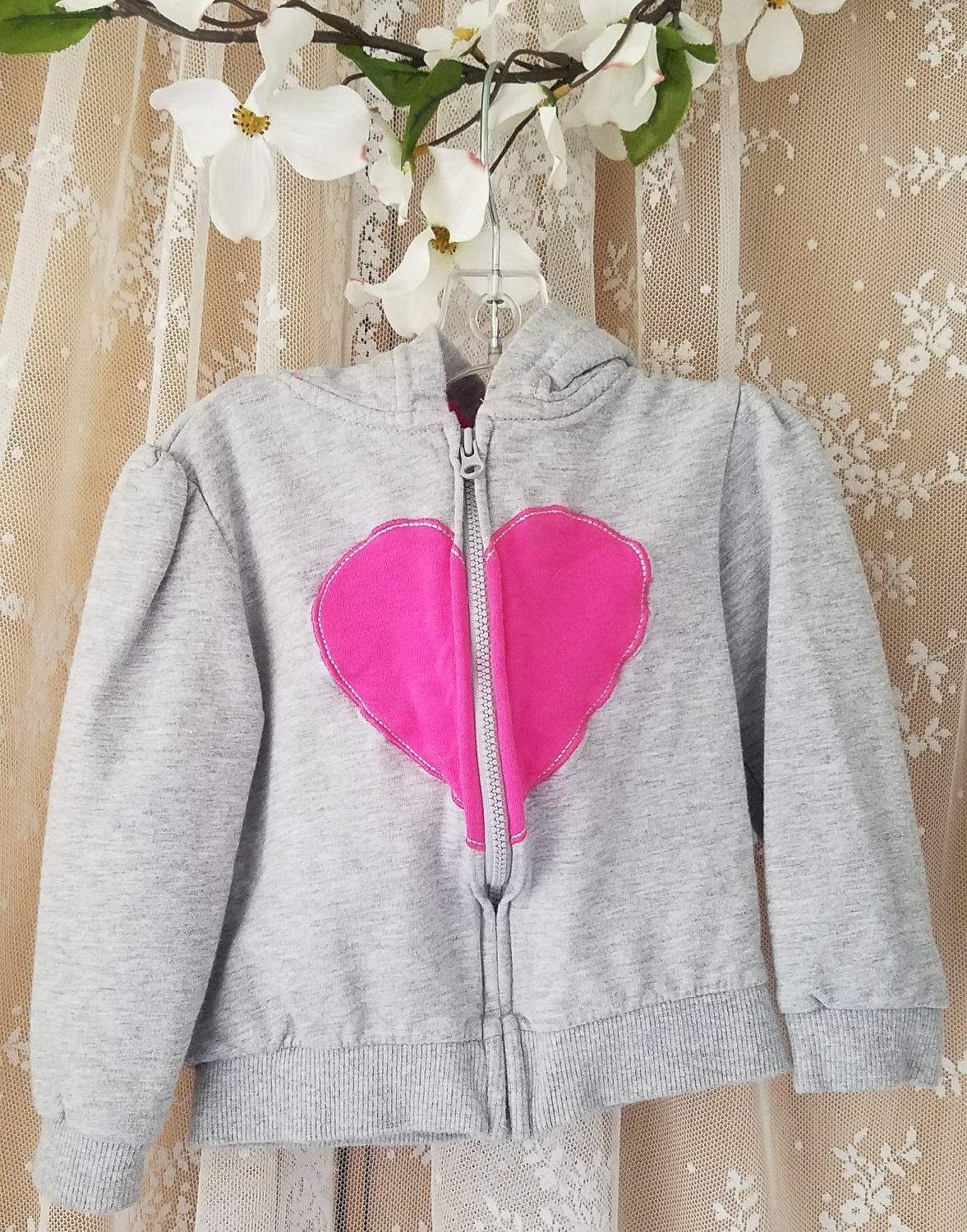 KIDS/24M Grey Heart Zip-Up