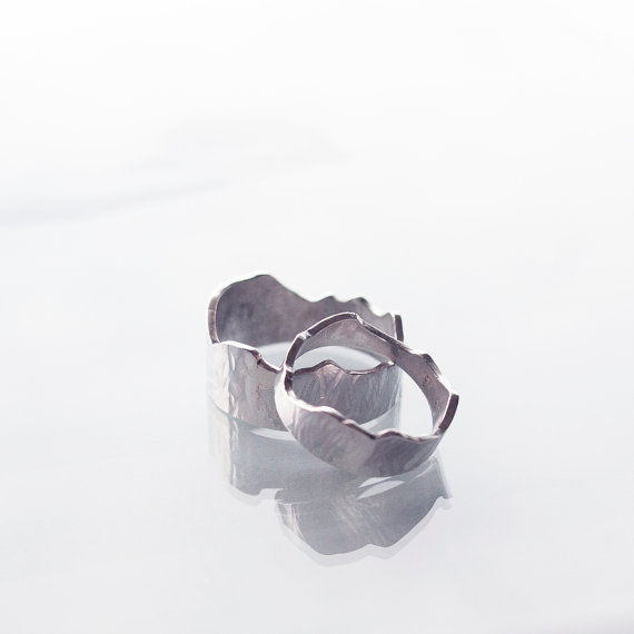 Klukkutindar Mountain