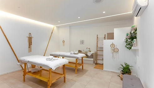 Massage Therapists in Athens – The Moment A Massage Boutique.jpg